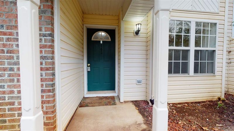 2201 Mountain Mist Ct #102, Raleigh, NC 27603