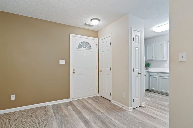 2201 Mountain Mist Ct #201, Raleigh, NC 27603