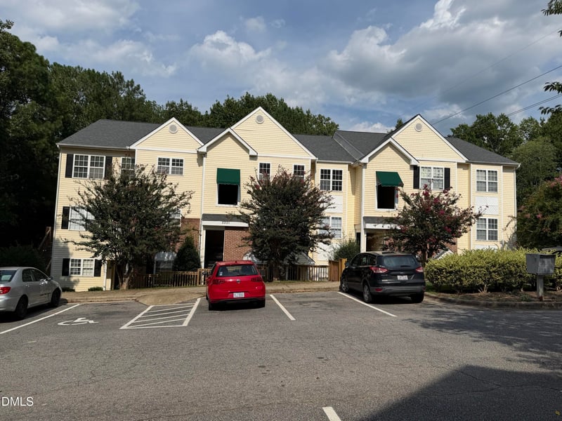 2201 Mountain Mist Ct #302, Raleigh, NC 27603