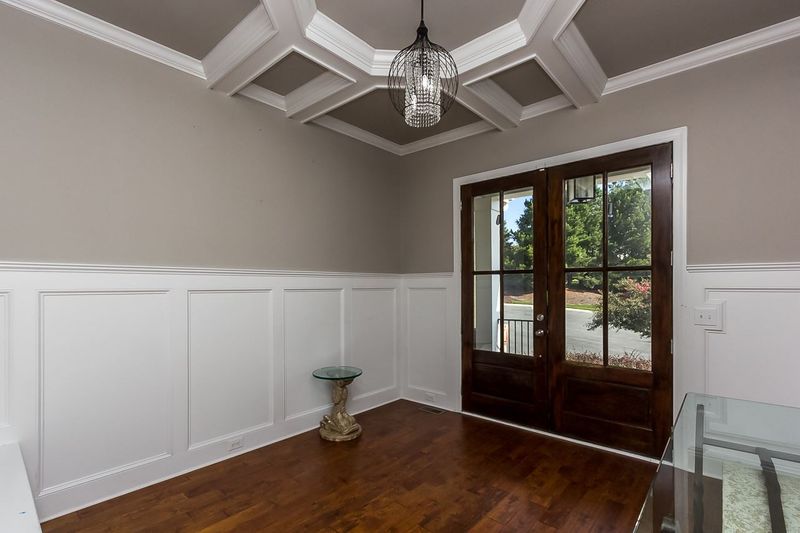 2202 Carriage Oaks Dr, Raleigh, NC 27614