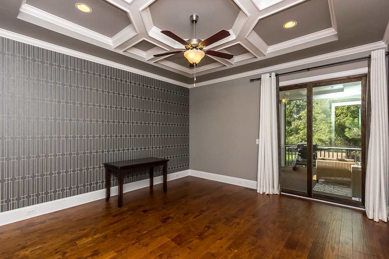 2202 Carriage Oaks Dr, Raleigh, NC 27614