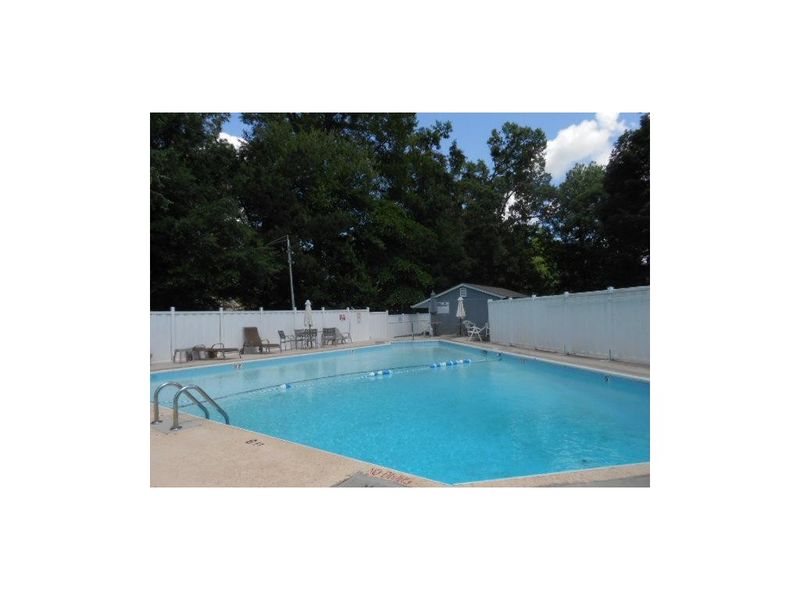 2202 E-1 Huntington Rd, Burlington, NC 27215