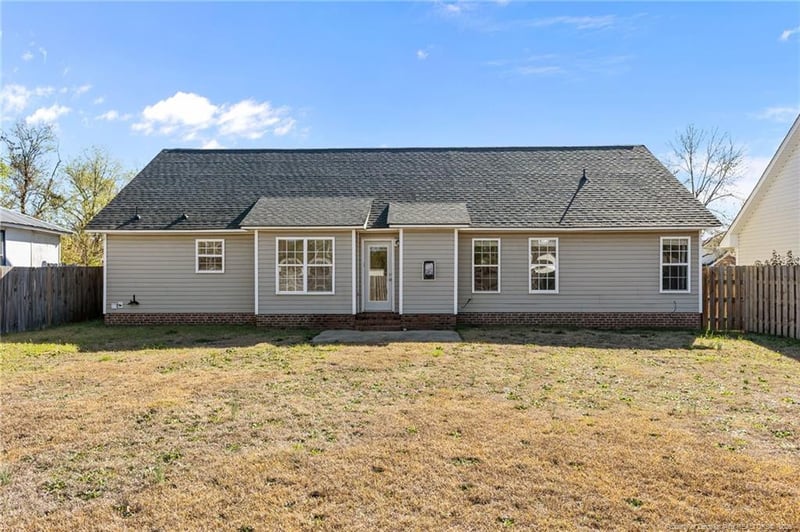 2202 Foster Gwin Ln, Fayetteville, NC 28304