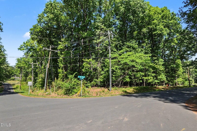 2202 Mont Haven Dr Lot 20, Durham, NC 27712