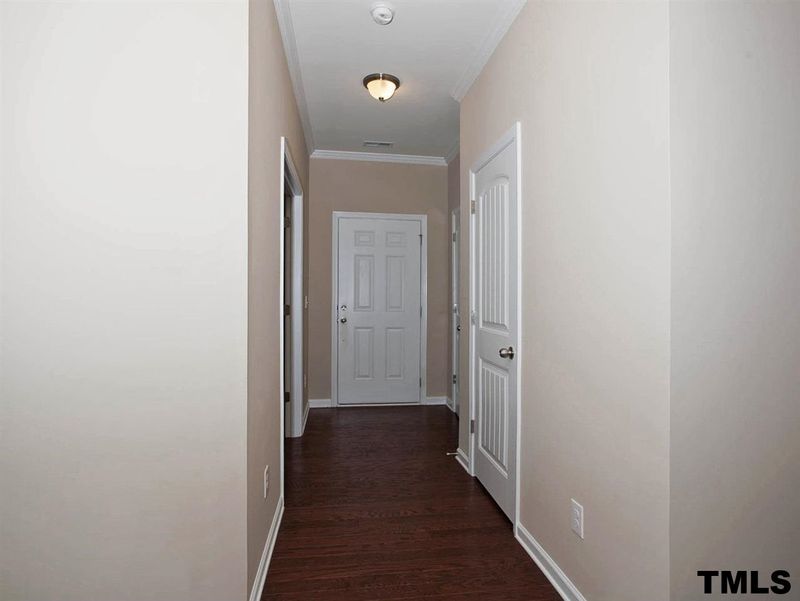 2202 Sunny Cove Ln, Raleigh, NC 27610