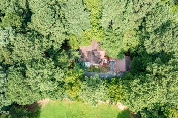 2202 Wyngate Dr, Hillsborough, NC 27278