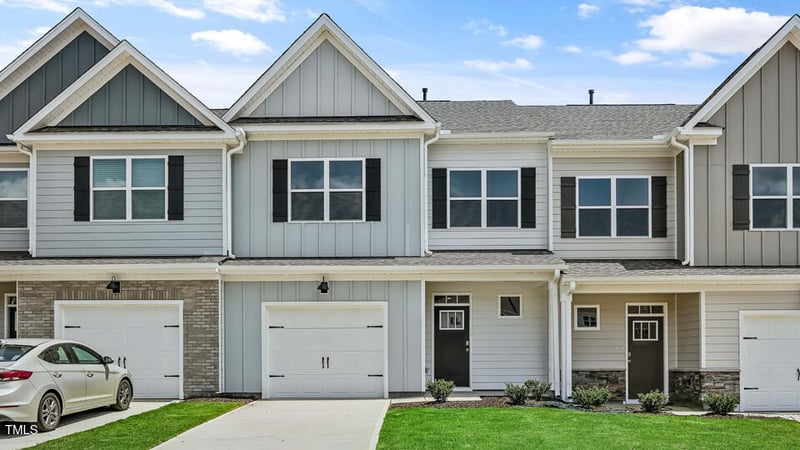 2203 Carcillar Dr, Apex, NC 27539
