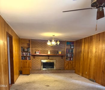 2203 Longwood Ave, Sanford, NC 27330