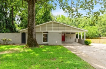 2203 Mcbain Dr, Fayetteville, NC 28305