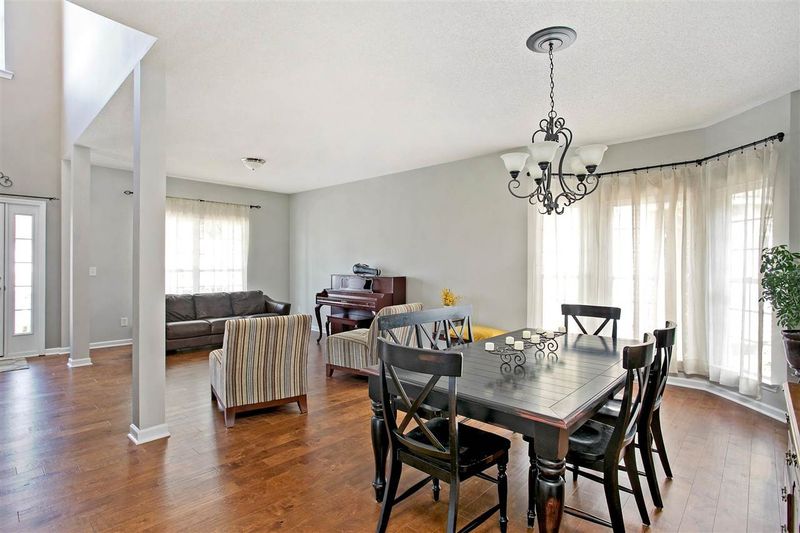2203 Pilot Mountain Ct, Apex, NC 27502