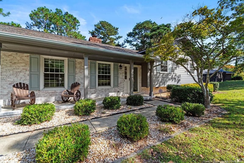 2203 Rolling Hill Rd, Fayetteville, NC 28304