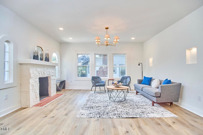 2203 University Dr, Durham, NC 27707