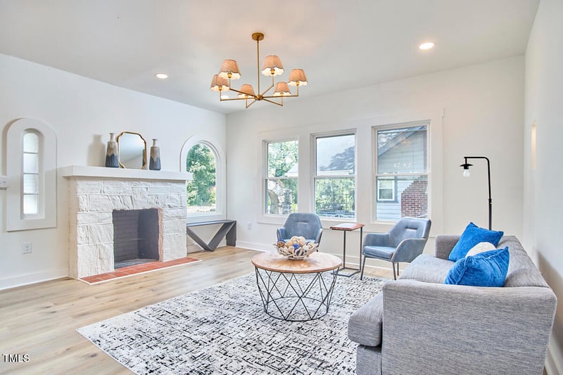 2203 University Dr, Durham, NC 27707