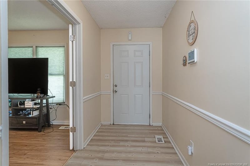 2204 Baywater Dr, Fayetteville, NC 28304