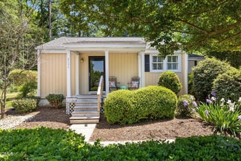 2204 Brewer St, Raleigh, NC 27608