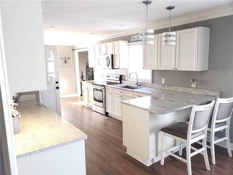 2204 Carolina Rd, Burlington, NC 27217