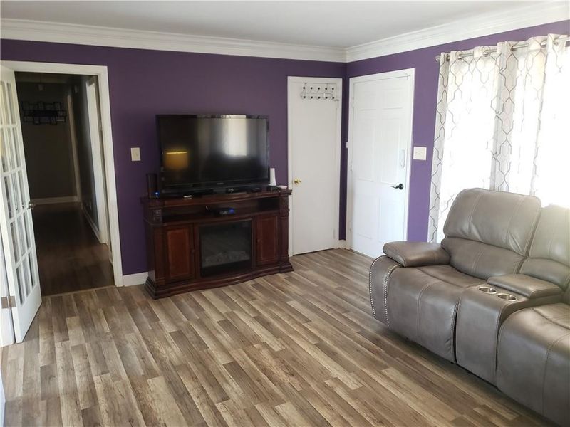 2204 Carolina Rd, Burlington, NC 27217