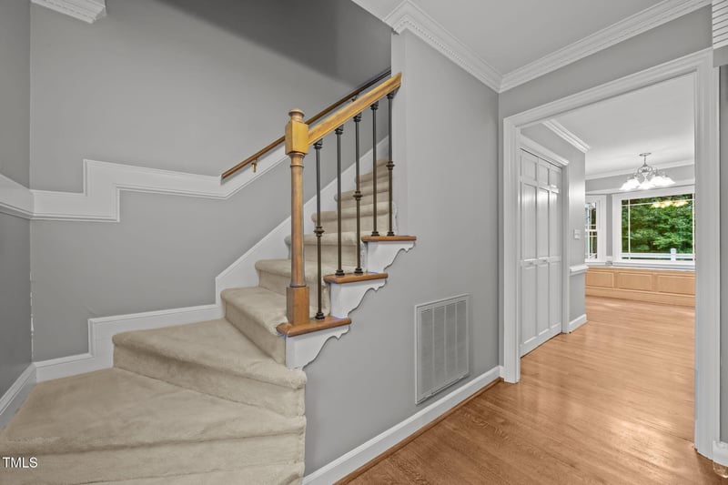 2204 Corberrie Ln, Raleigh, NC 27613