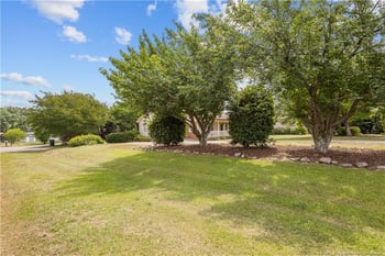 2204 Dunbar Dr, Sanford, NC 27332