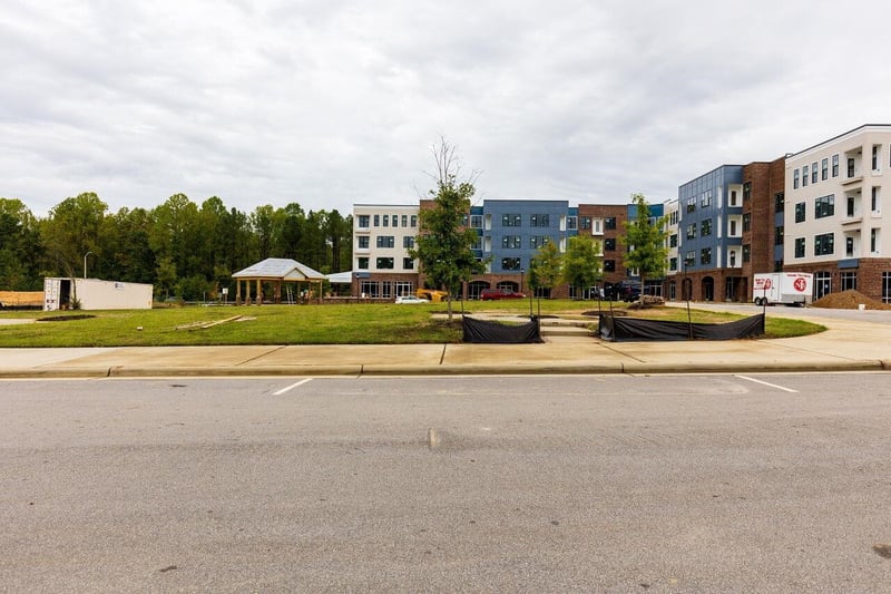 2204 Gathering Square Ct, Fuquay Varina, NC 27526