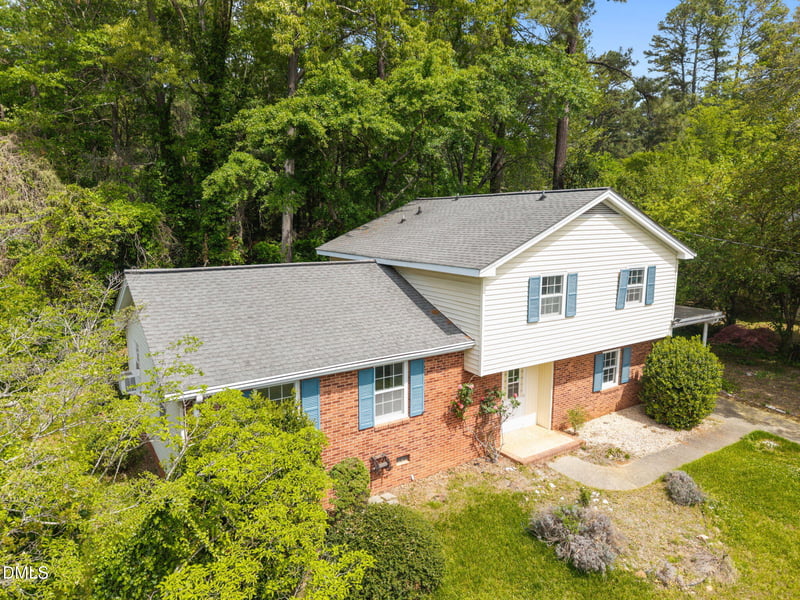 2204 Hillock Dr, Raleigh, NC 27612