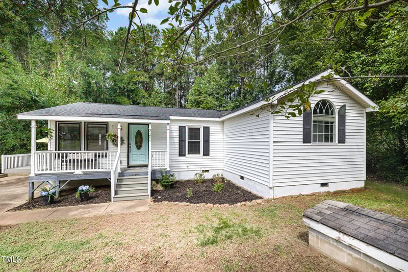 2204 Hoot Owl Ct, Raleigh, NC 27603