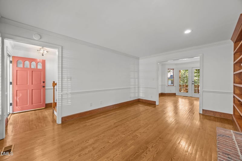 2204 Middlefield Ct, Raleigh, NC 27615