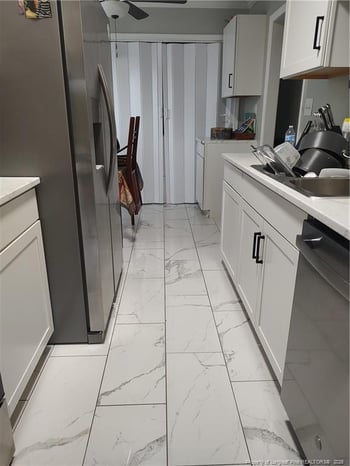 2204 Mossy Cup Ln, Fayetteville, NC 28304