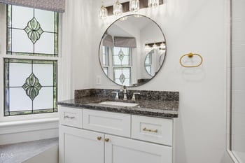2204 Oxford Hills Dr, Raleigh, NC 27608
