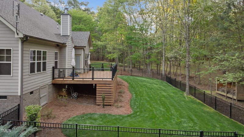 2204 Secluded Oaks Ct, Wake Forest, NC 27587