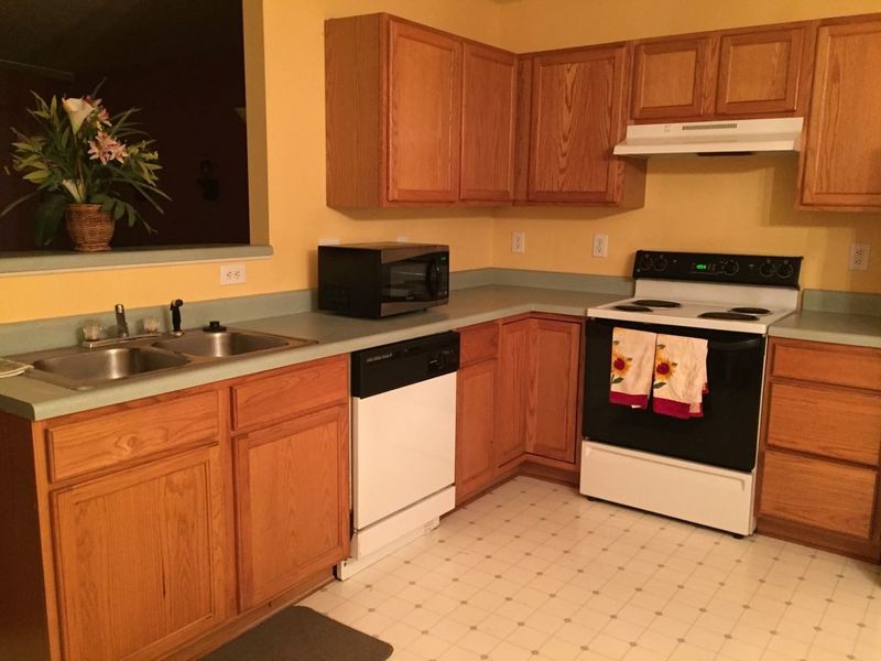 2204 Walnut Ridge Ct, Raleigh, NC 27610