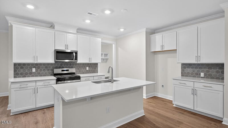 2204 Warbler Dr, Apex, NC 27539