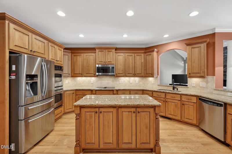 2205 Belvinwood Dr, Fuquay Varina, NC 27526