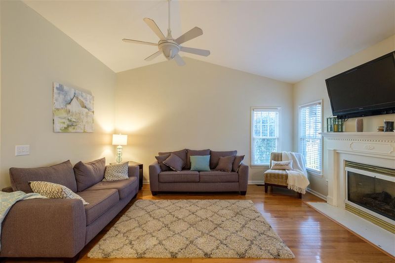 2205 Dunlin Ln, Raleigh, NC 27614