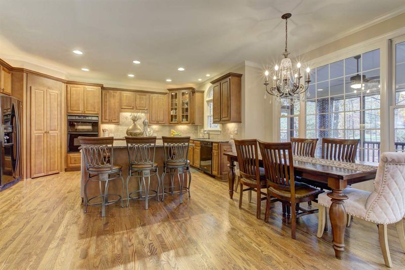 2205 Haniman Park Dr, Cary, NC 27513