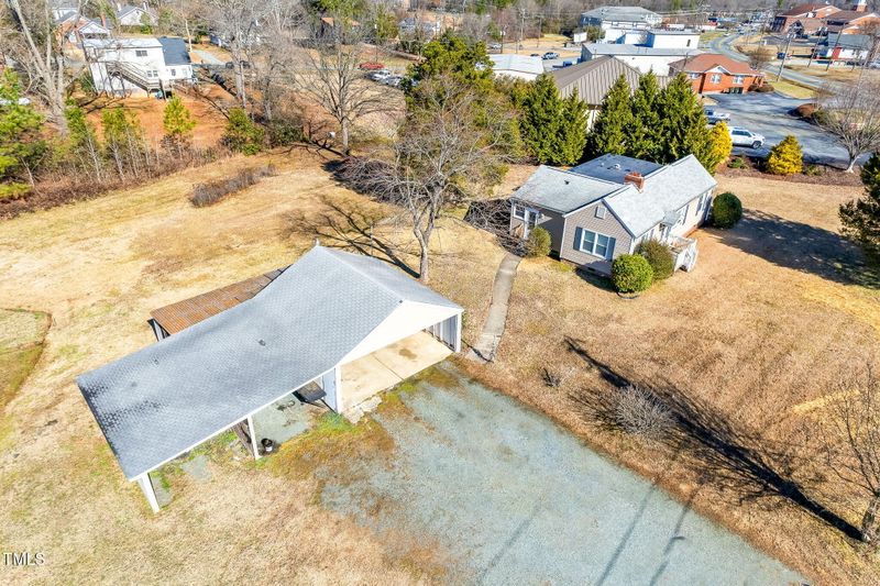 2205 Lacy St, Burlington, NC 27215