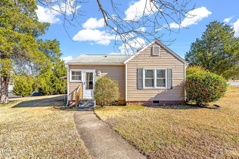 2205 Lacy St, Burlington, NC 27215