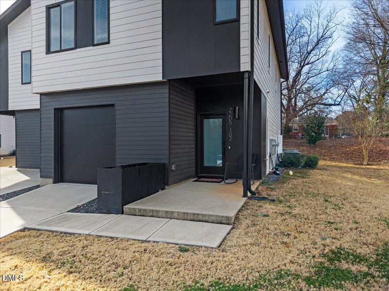 2205 Millbank Village Ct #102, Raleigh, NC 27610