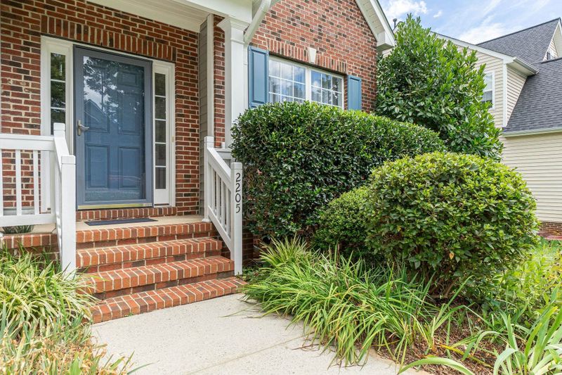 2205 Summit Dr, Hillsborough, NC 27278