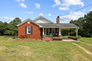 2205 Thompson Rd, Four Oaks, NC 27524