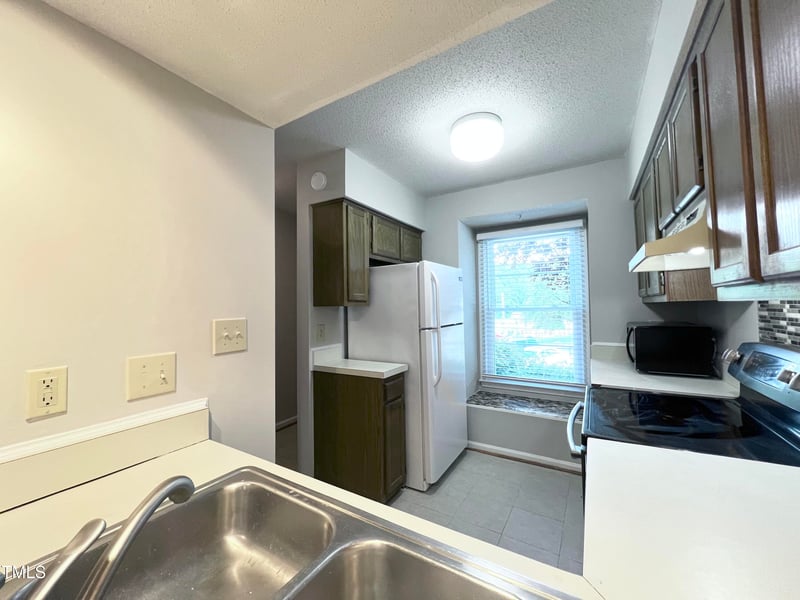 2206 Alpine Rd, Durham, NC 27707