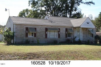 2206 Club Blvd, Durham, NC 27704