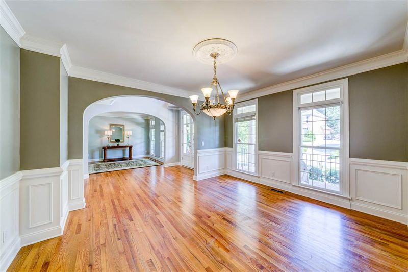 2206 Haniman Park Dr, Cary, NC 27513