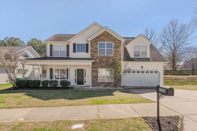 2206 Lazy River Dr, Raleigh, NC 27610