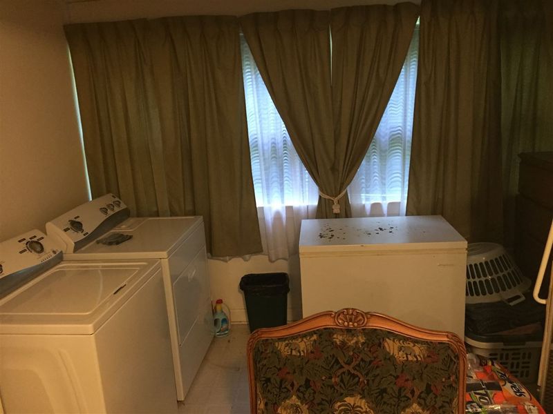 2206 Van Dyke Ave, Raleigh, NC 27607