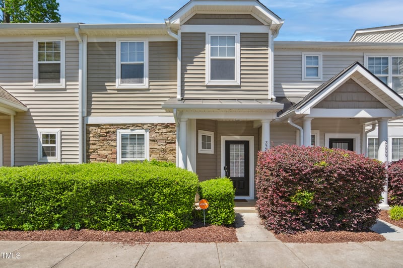 2207 Bankshill Row, Raleigh, NC 27614