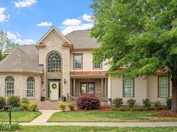 2207 Cameron Pond Dr, Cary, NC 27519