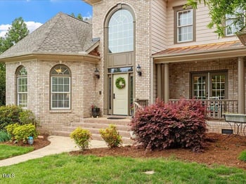2207 Cameron Pond Dr, Cary, NC 27519