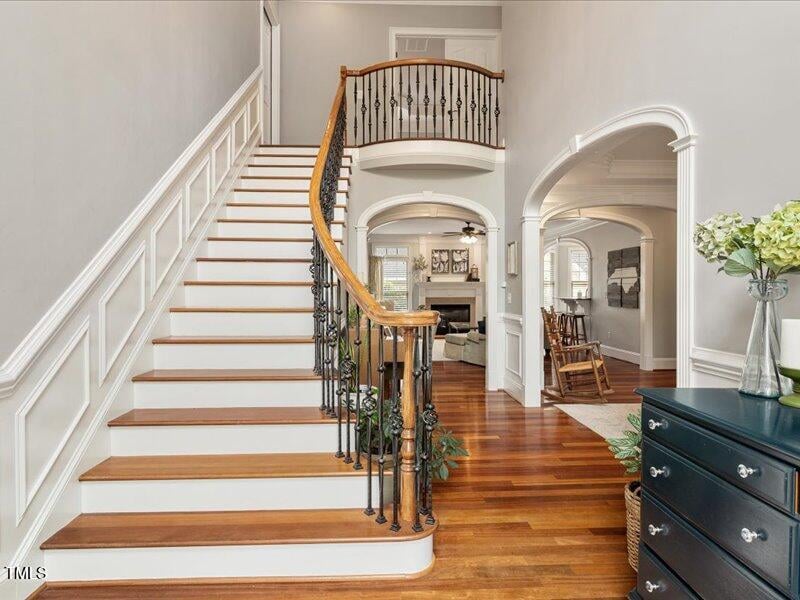 2207 Cameron Pond Dr, Cary, NC 27519
