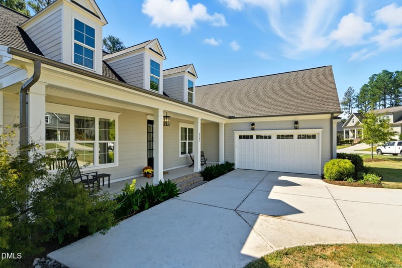 2207 Meadowcreek Dr, Durham, NC 27705